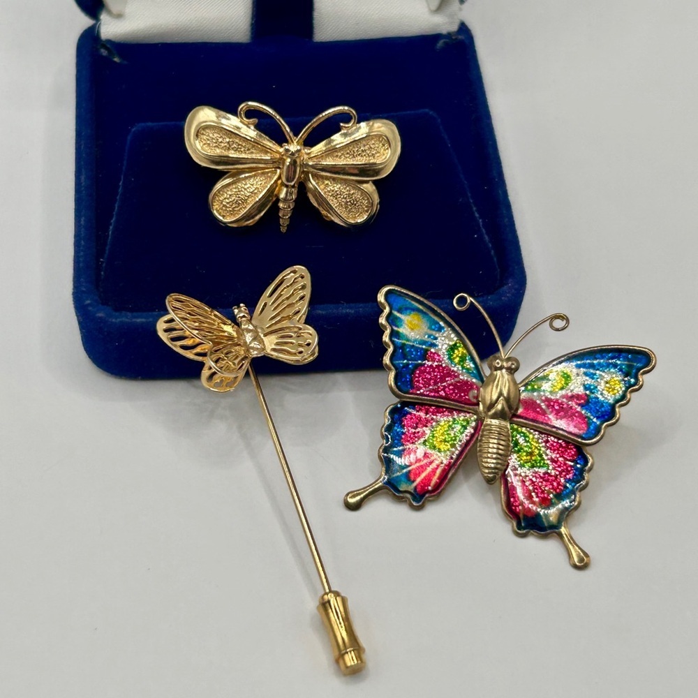 3 Lot Vintage Butterfly Brooch Set Gold Blue Pink Green Yellow​ - Picture 3 of 13